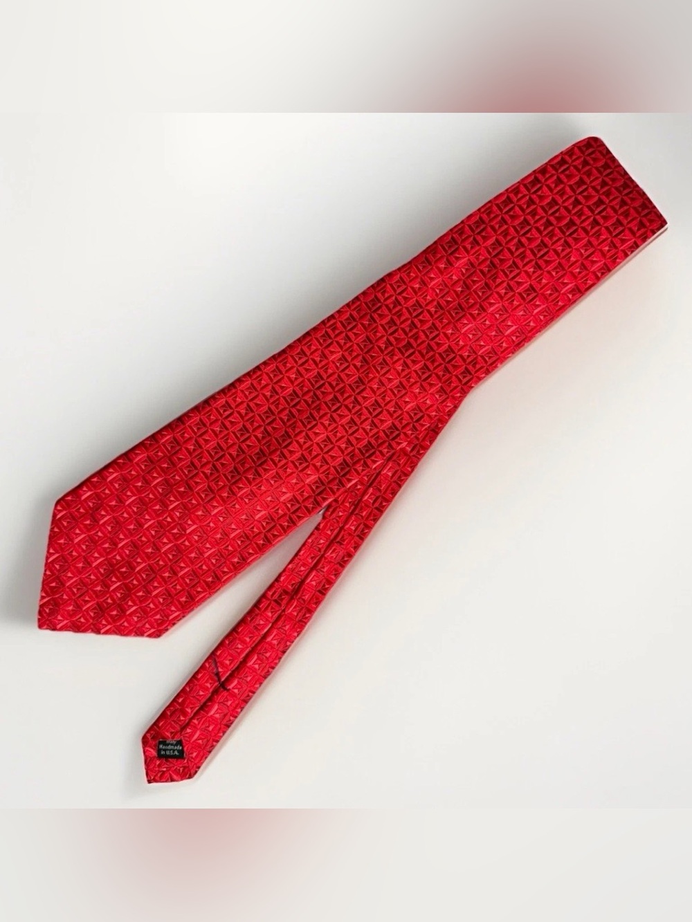 David Donahue Sterling Red Geometric Silk Tie L: 60” W: 4” Vintage Handmade USA
